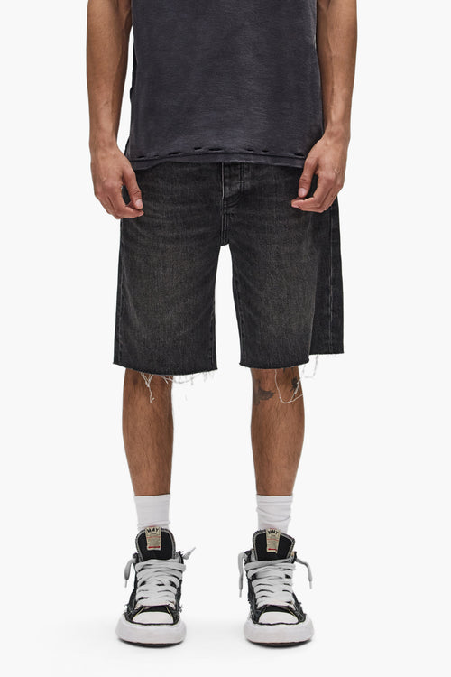 P059 Kamari Short